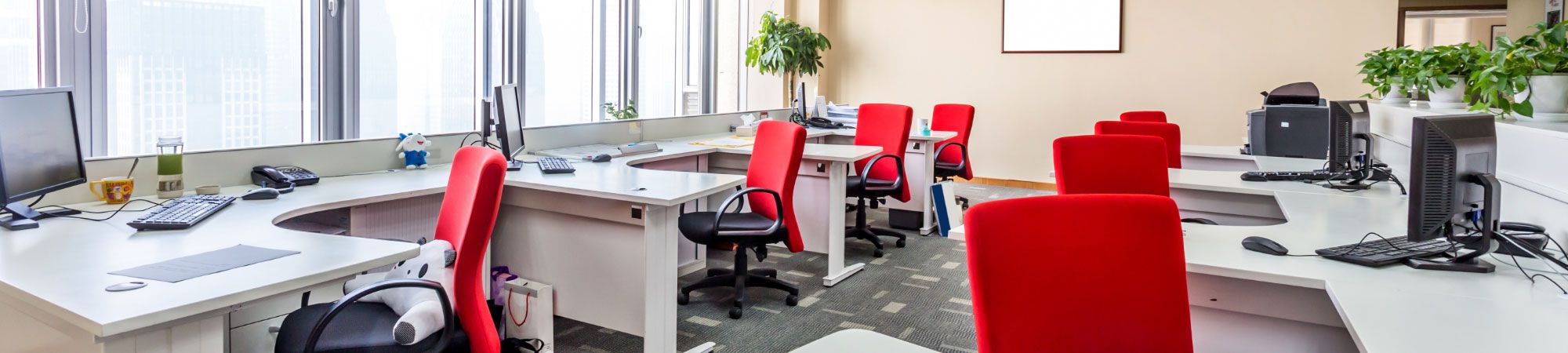 Amplia oferta de locales y oficinas en Miami Playa. Casa Esmeralda en Miami Playa